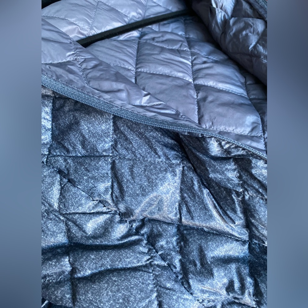 Light packable gray jacket - Picture 4 of 8